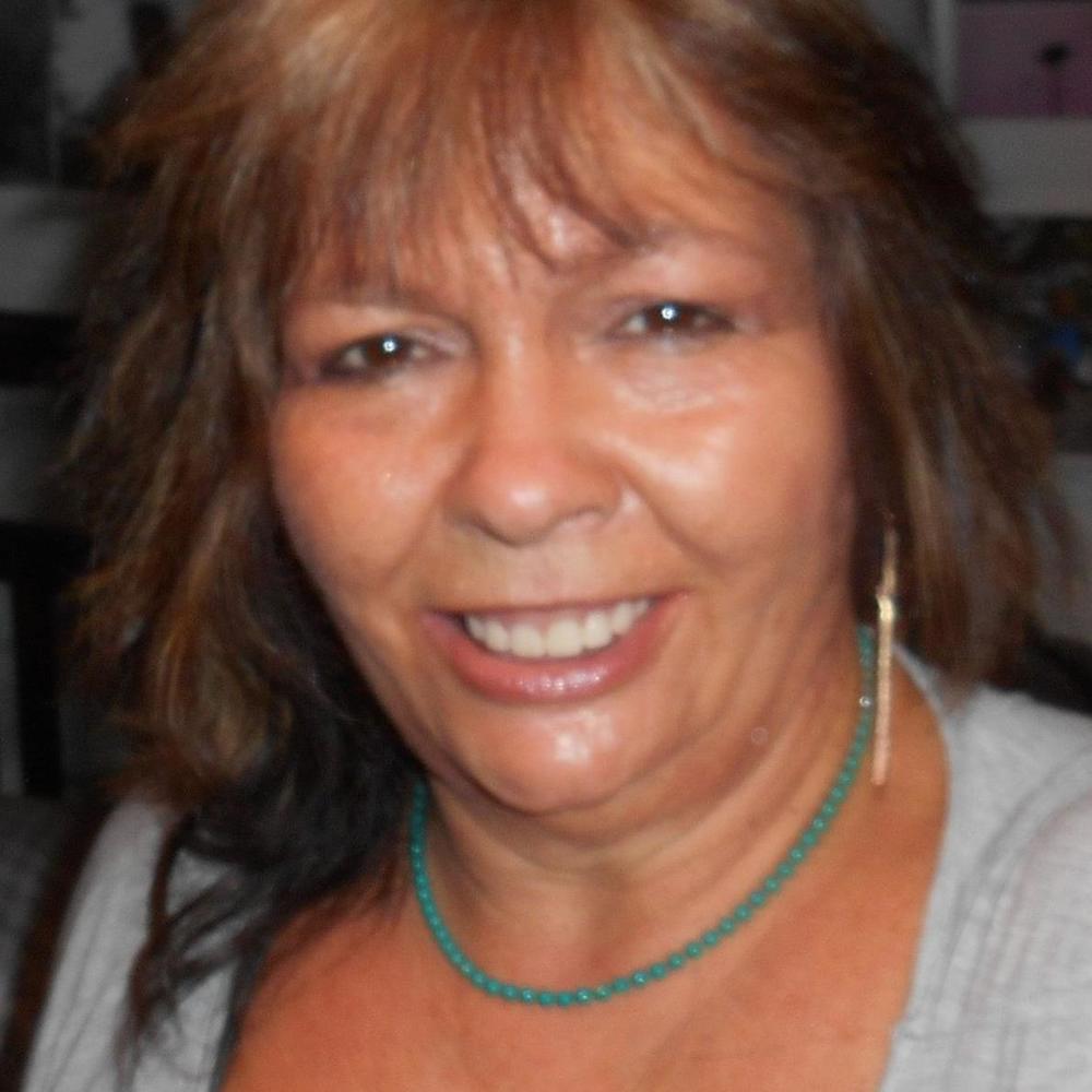 Meet your Posher, Denise